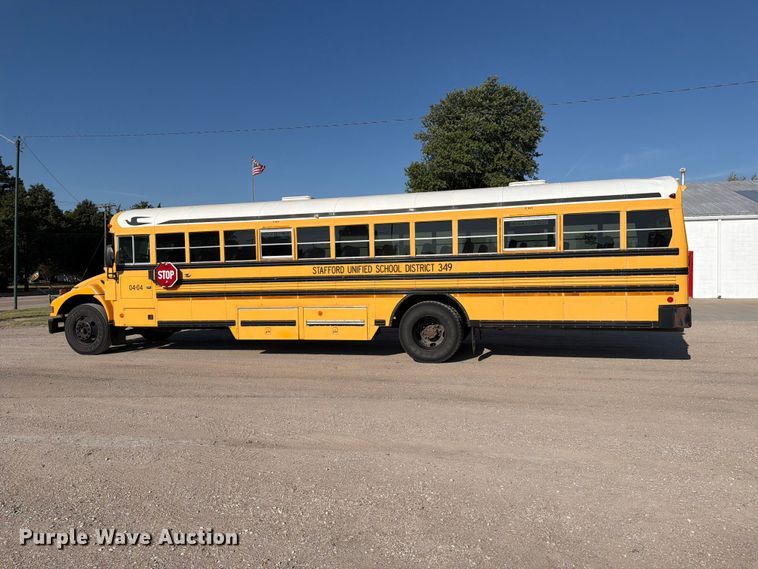image for item EP7590 2004 Blue Bird school bus