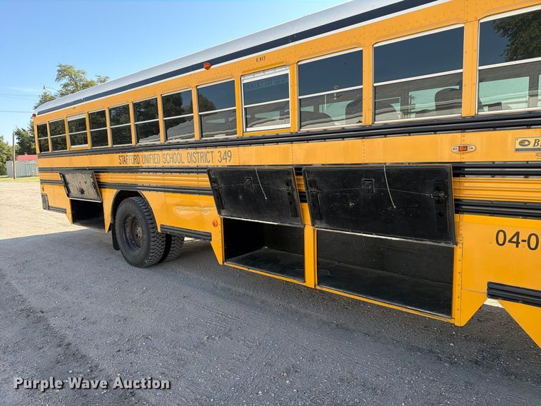 image for item EP7590 2004 Blue Bird school bus