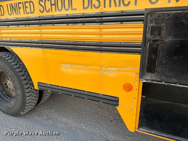 image for item EP7590 2004 Blue Bird school bus