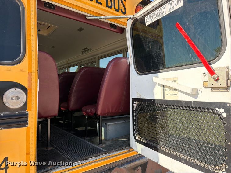 image for item EP7590 2004 Blue Bird school bus