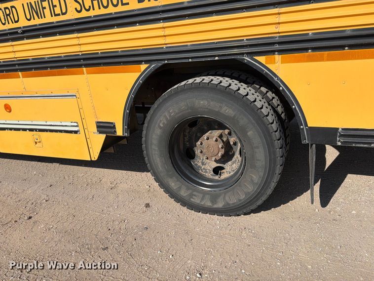 image for item EP7590 2004 Blue Bird school bus