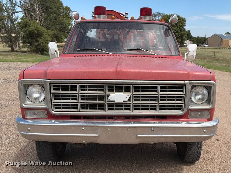 image for item EP7643 1977 Chevrolet Custom Deluxe 30 brush fire truck