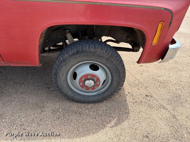 image for item EP7643 1977 Chevrolet Custom Deluxe 30 brush fire truck