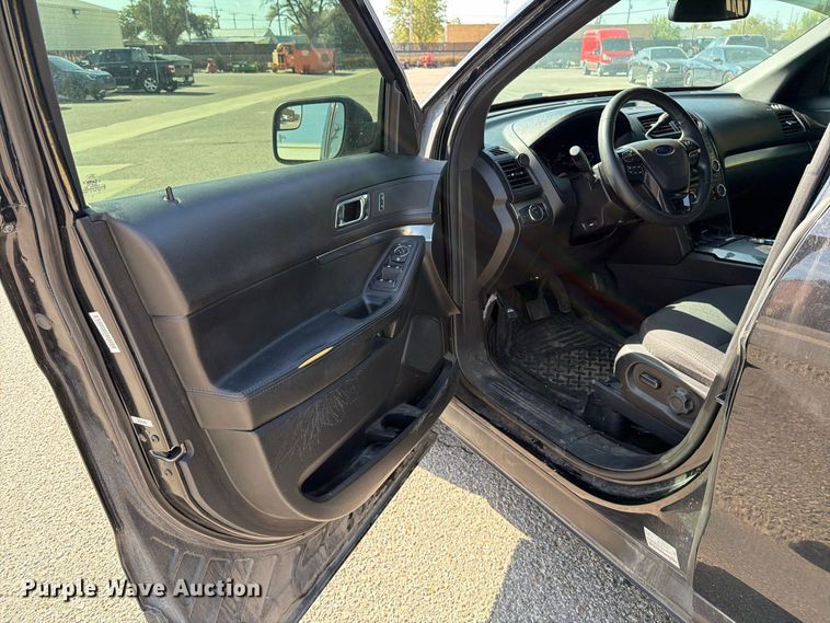 image for item EP7678 2017 Ford Explorer Police Interceptor SUV