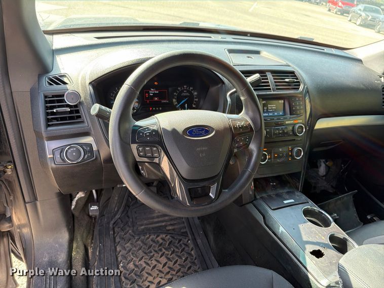 image for item EP7678 2017 Ford Explorer Police Interceptor SUV