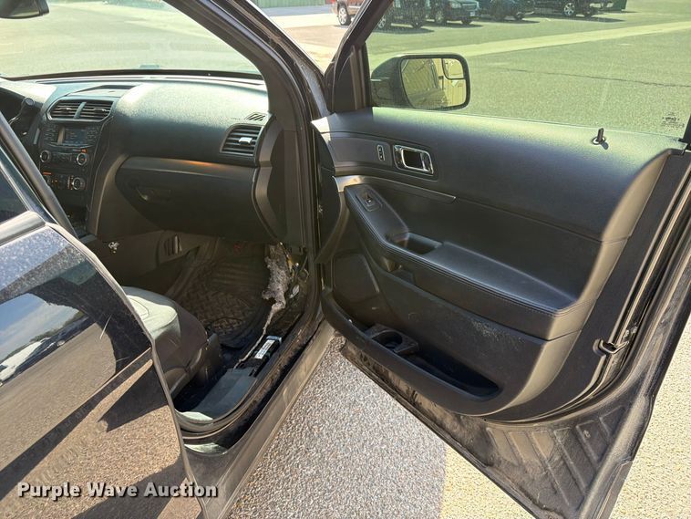 image for item EP7678 2017 Ford Explorer Police Interceptor SUV