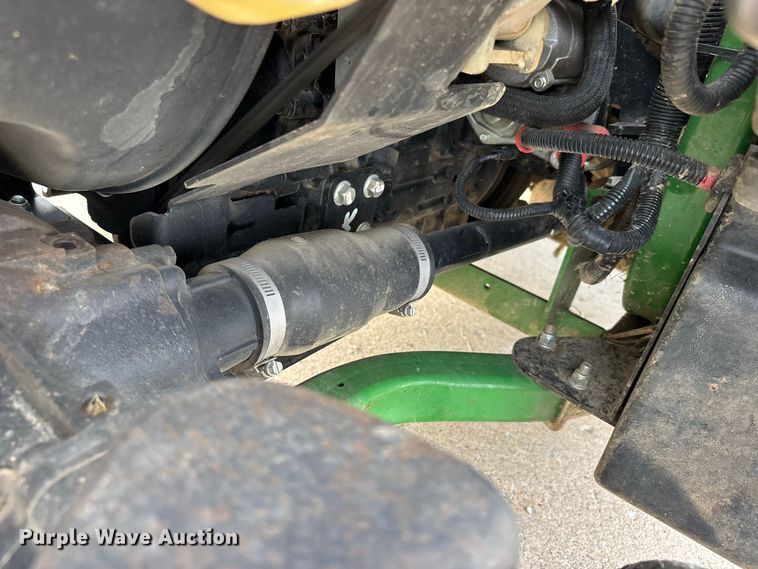 image for item ER3307 John Deere 1570 ZTR lawn mower