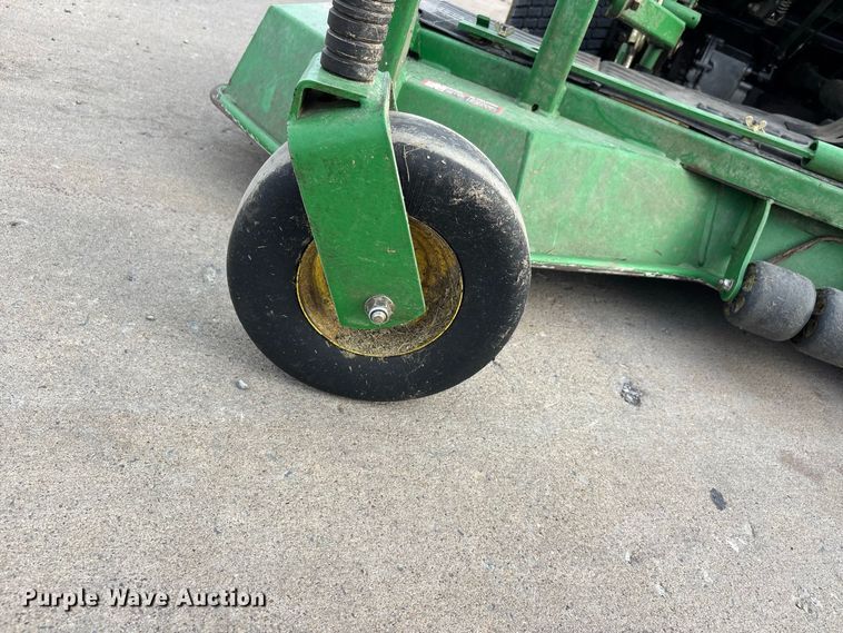 image for item ER3307 John Deere 1570 ZTR lawn mower