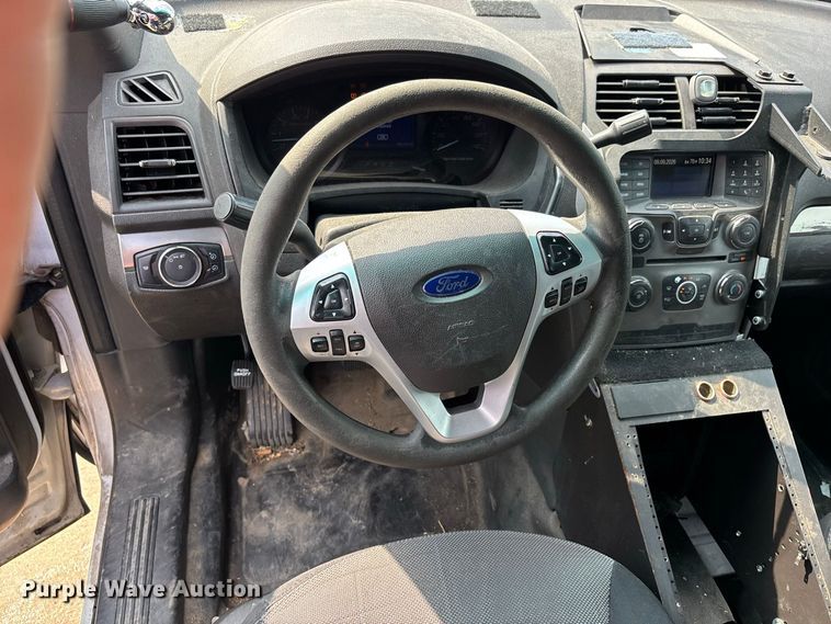 image for item ER3315 2013 Ford Explorer Police Interceptor SUV