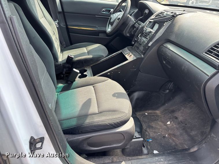 image for item ER3315 2013 Ford Explorer Police Interceptor SUV