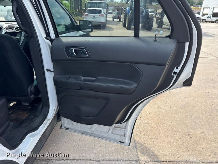 image for item ER3315 2013 Ford Explorer Police Interceptor SUV