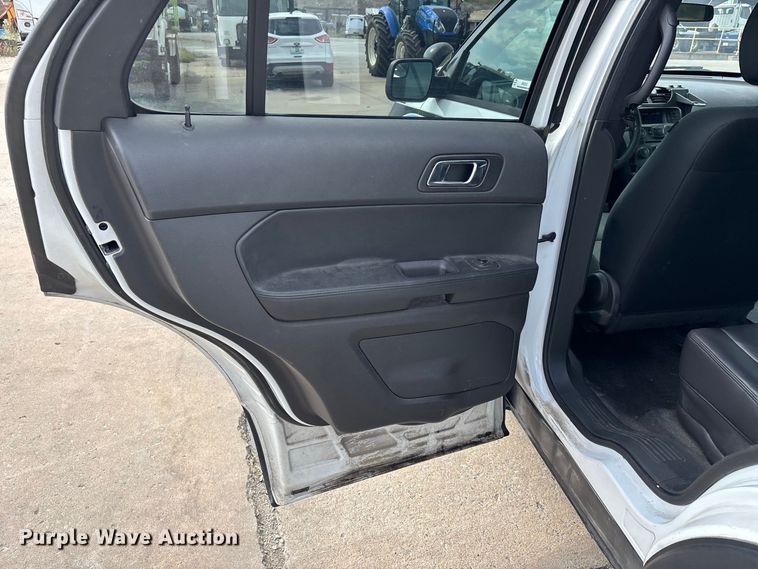 image for item ER3315 2013 Ford Explorer Police Interceptor SUV