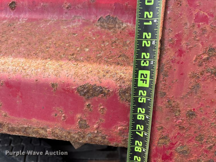 image for item ER3320 2000 Chevrolet C7 dump truck