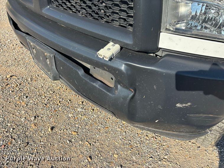 image for item ER3346 2018 RAM 2500 utility bed pickup truck