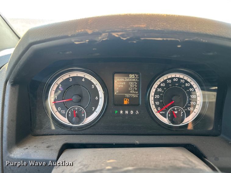 image for item ER3346 2018 RAM 2500 utility bed pickup truck