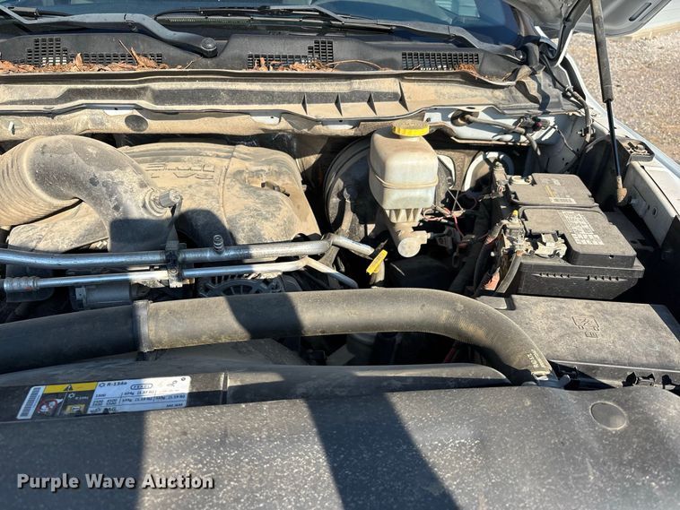 image for item ER3346 2018 RAM 2500 utility bed pickup truck