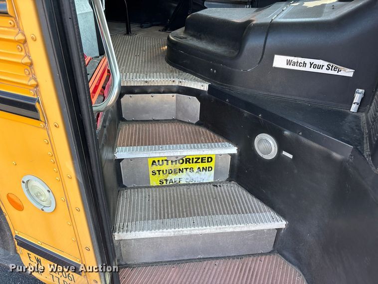 image for item ER3347 2014 Blue Bird All American school bus