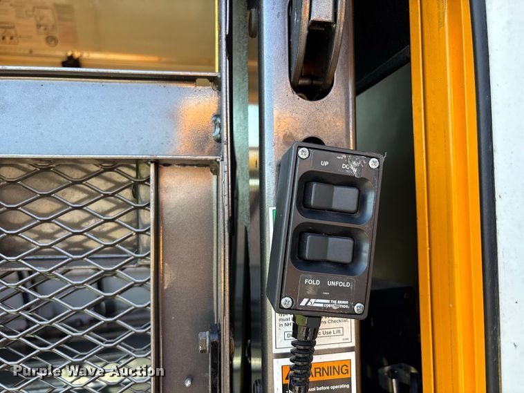 image for item ER3348 2013 Blue Bird All American school bus