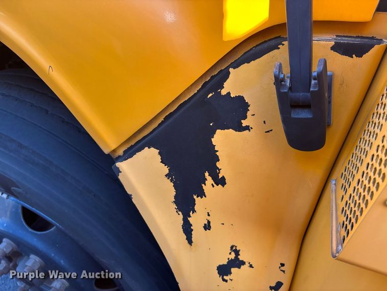image for item ER3348 2013 Blue Bird All American school bus