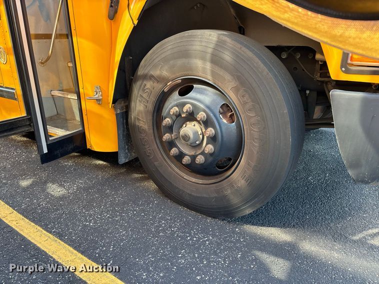 image for item ER3348 2013 Blue Bird All American school bus
