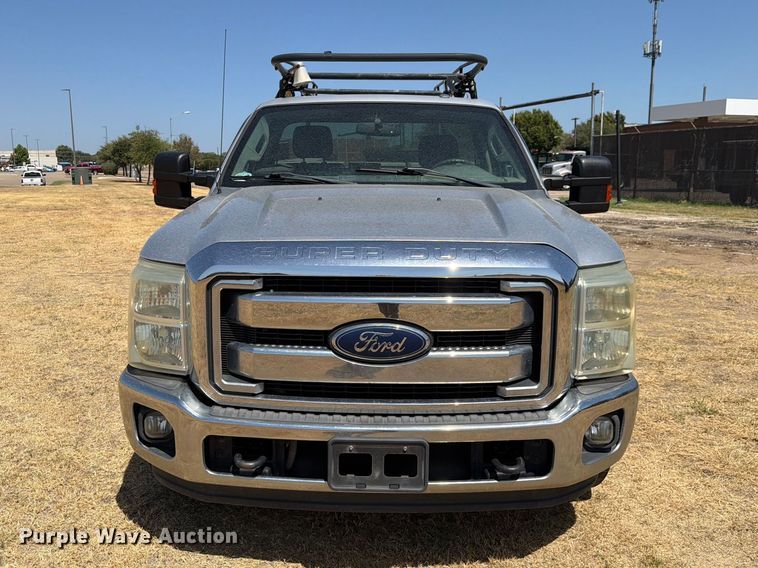 image for item ES8119 2015 Ford F250 Super Duty pickup truck