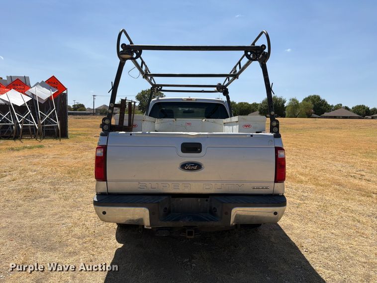 image for item ES8119 2015 Ford F250 Super Duty pickup truck