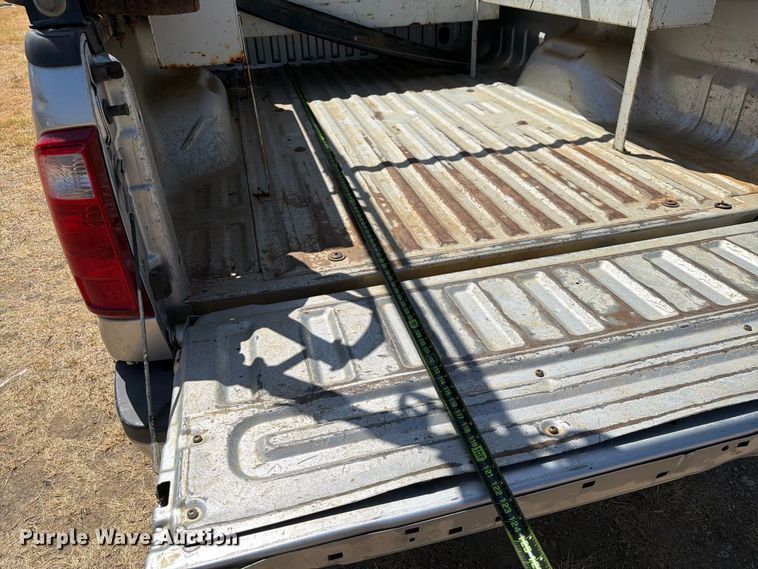 image for item ES8119 2015 Ford F250 Super Duty pickup truck