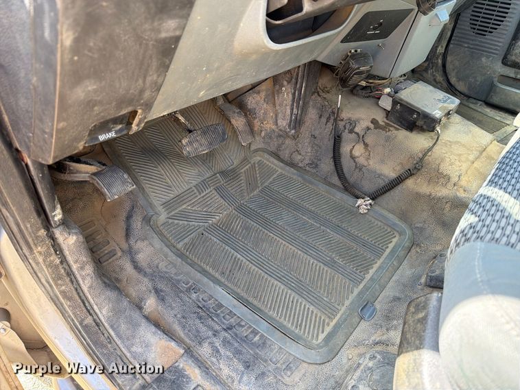 image for item ES8119 2015 Ford F250 Super Duty pickup truck