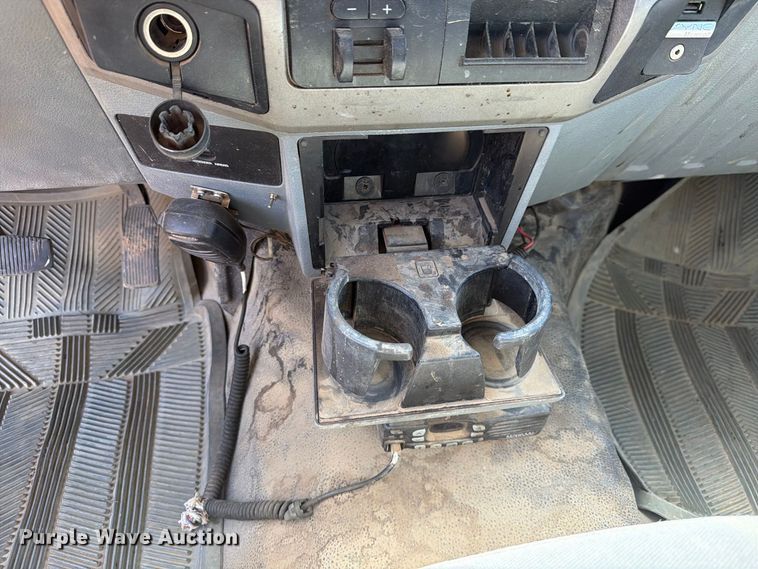image for item ES8119 2015 Ford F250 Super Duty pickup truck