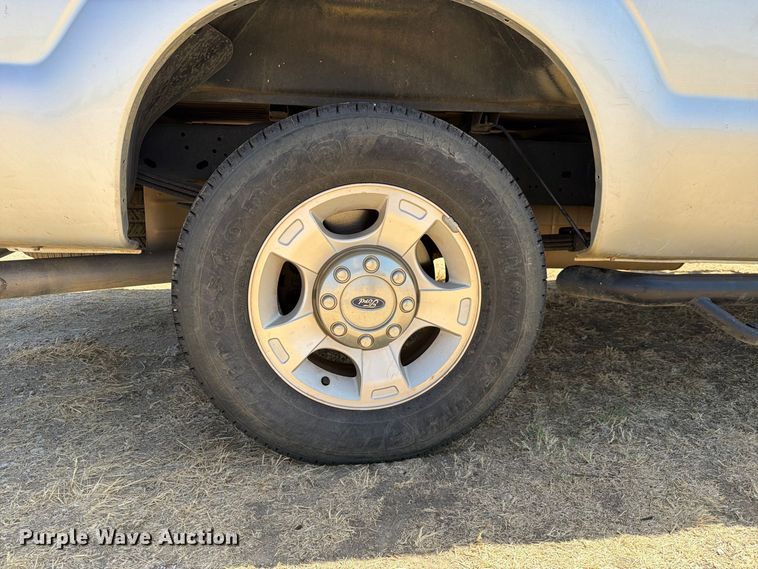 image for item ES8119 2015 Ford F250 Super Duty pickup truck