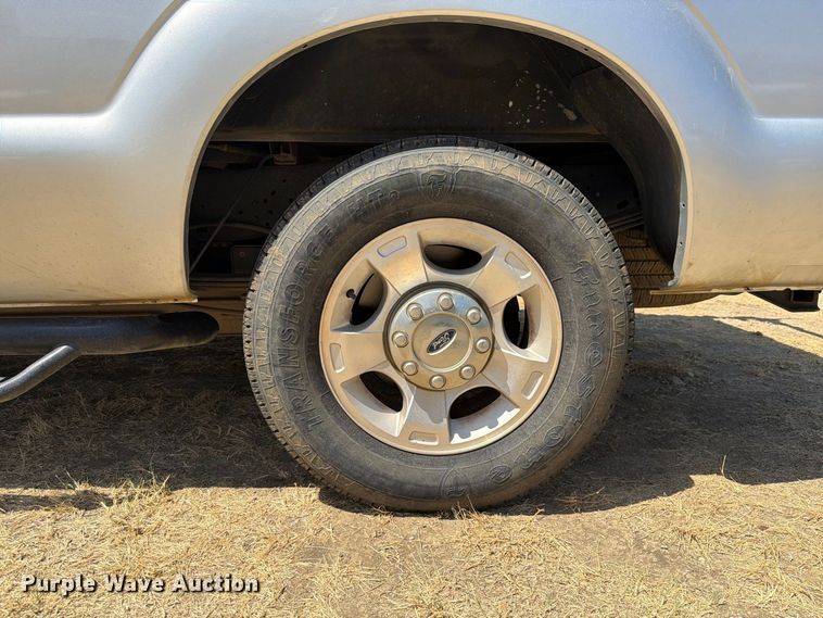 image for item ES8119 2015 Ford F250 Super Duty pickup truck