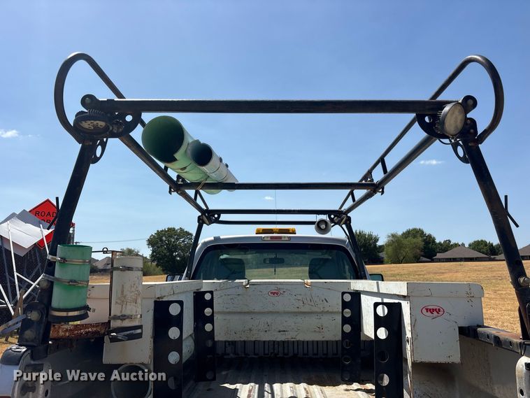 image for item ES8120 2015 Ford F250 Super Duty pickup truck