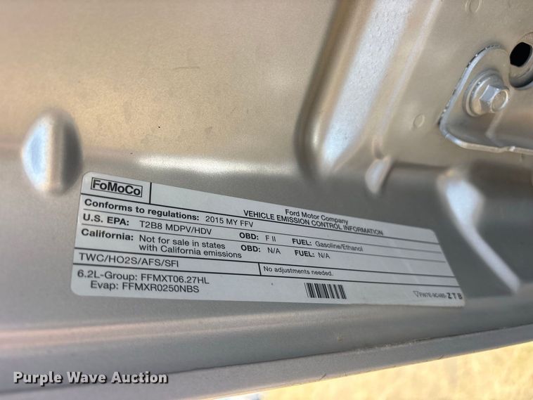 image for item ES8120 2015 Ford F250 Super Duty pickup truck