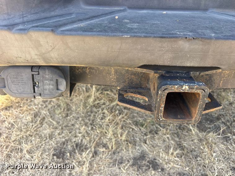 image for item ES8120 2015 Ford F250 Super Duty pickup truck