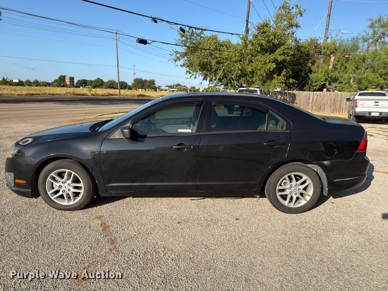 image for item ES8122 2010 Ford Fusion 