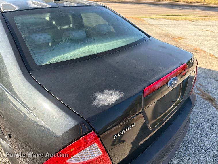 image for item ES8122 2010 Ford Fusion 