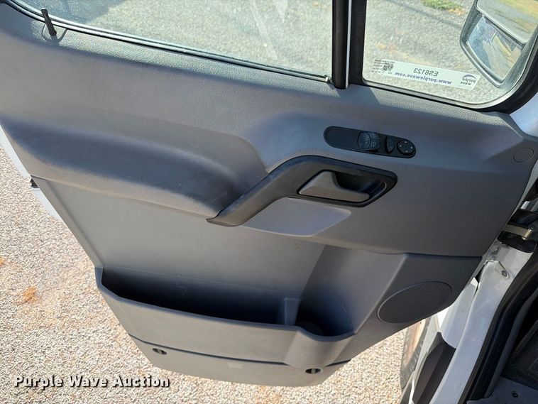 image for item ES8123 2012 Freightliner Sprinter van