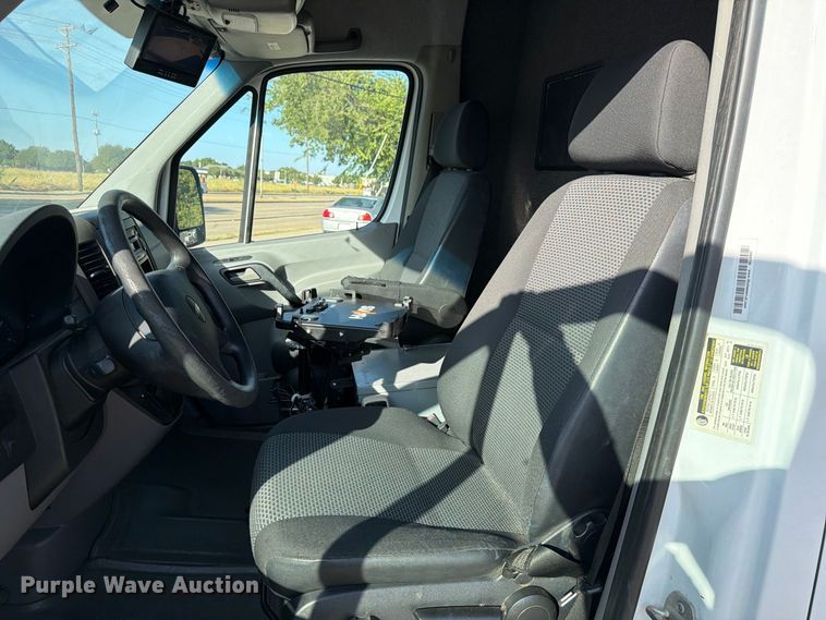 image for item ES8123 2012 Freightliner Sprinter van