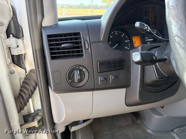 image for item ES8123 2012 Freightliner Sprinter van
