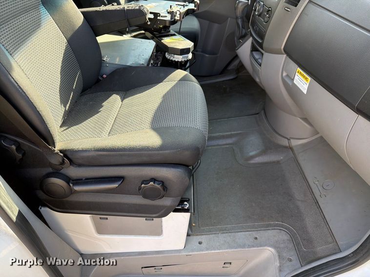 image for item ES8123 2012 Freightliner Sprinter van