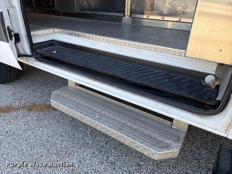 image for item ES8123 2012 Freightliner Sprinter van