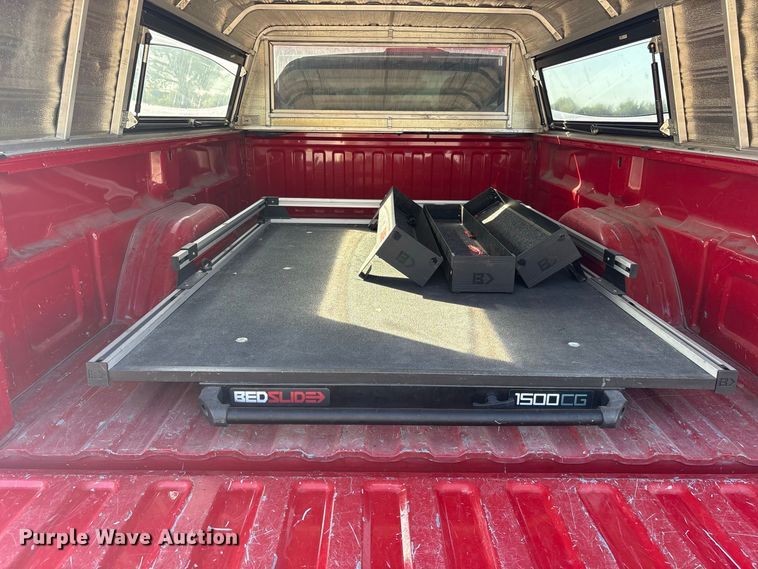 image for item ES8124 2002 Chevrolet Silverado 1500 pickup truck