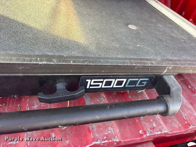 image for item ES8124 2002 Chevrolet Silverado 1500 pickup truck