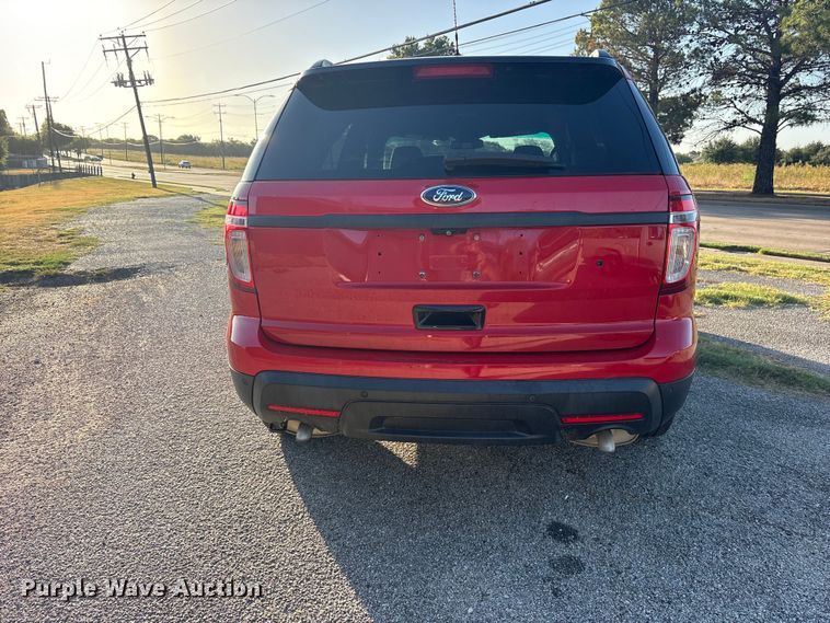 image for item ES8125 2015 Ford Explorer Police SUV