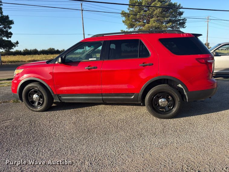 image for item ES8125 2015 Ford Explorer Police SUV