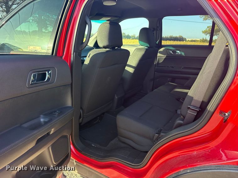 image for item ES8125 2015 Ford Explorer Police SUV