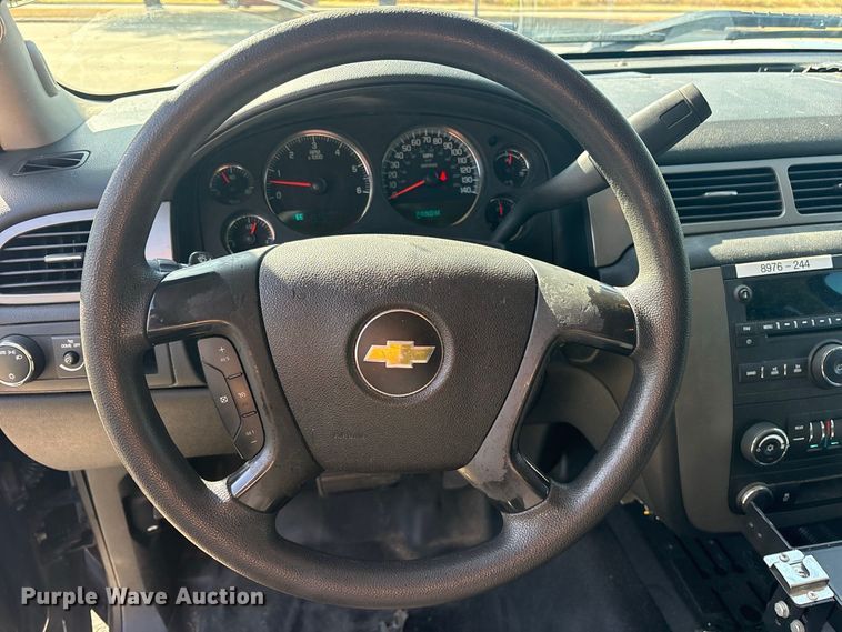 image for item ES8126 2012 Chevrolet Tahoe Police SUV