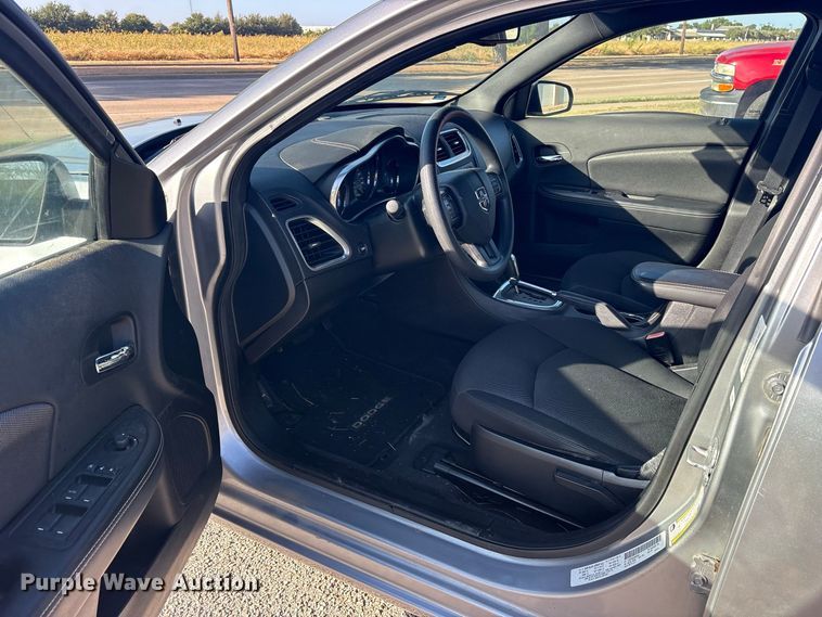 image for item ES8128 2013 Dodge Avenger Sedan