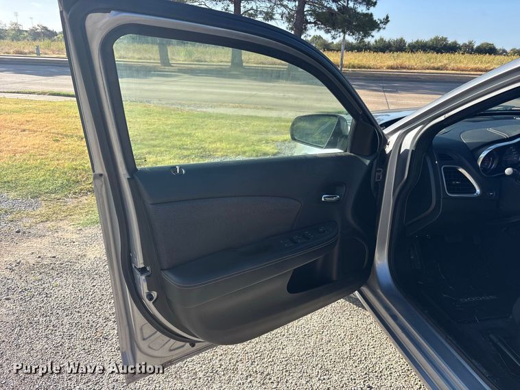 image for item ES8128 2013 Dodge Avenger Sedan