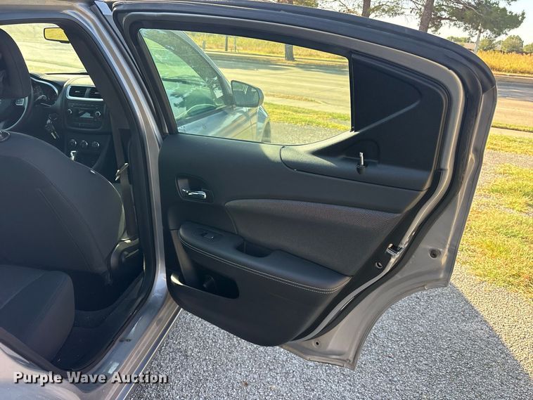 image for item ES8128 2013 Dodge Avenger Sedan